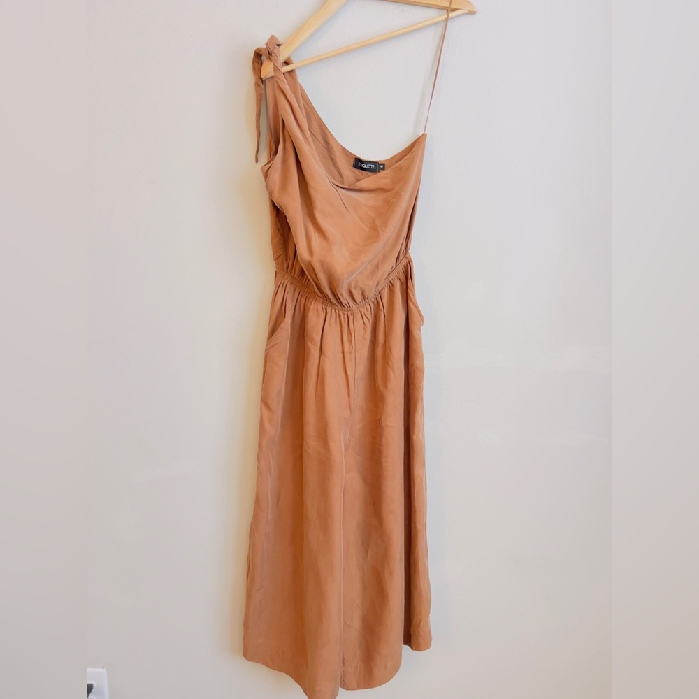 One shoulder tie jumpsuit with cinched waist